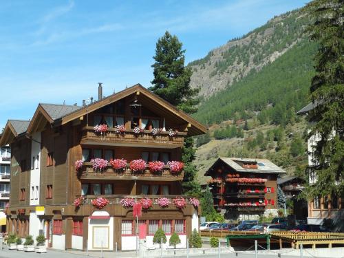 Appartementhaus Crystal 5978935 — Taesch