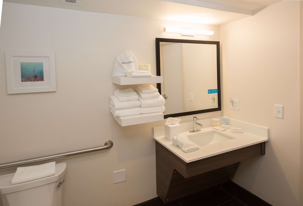 Hampton Inn Wooster - photo 23