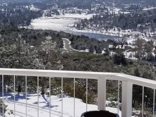 A Living Canvas Amazing Lake View Custom Home — Julian — photo 4
