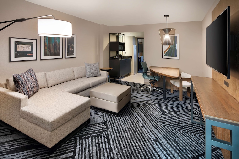 Embassy Suites by Hilton San Rafael at Marin Center - photo 22