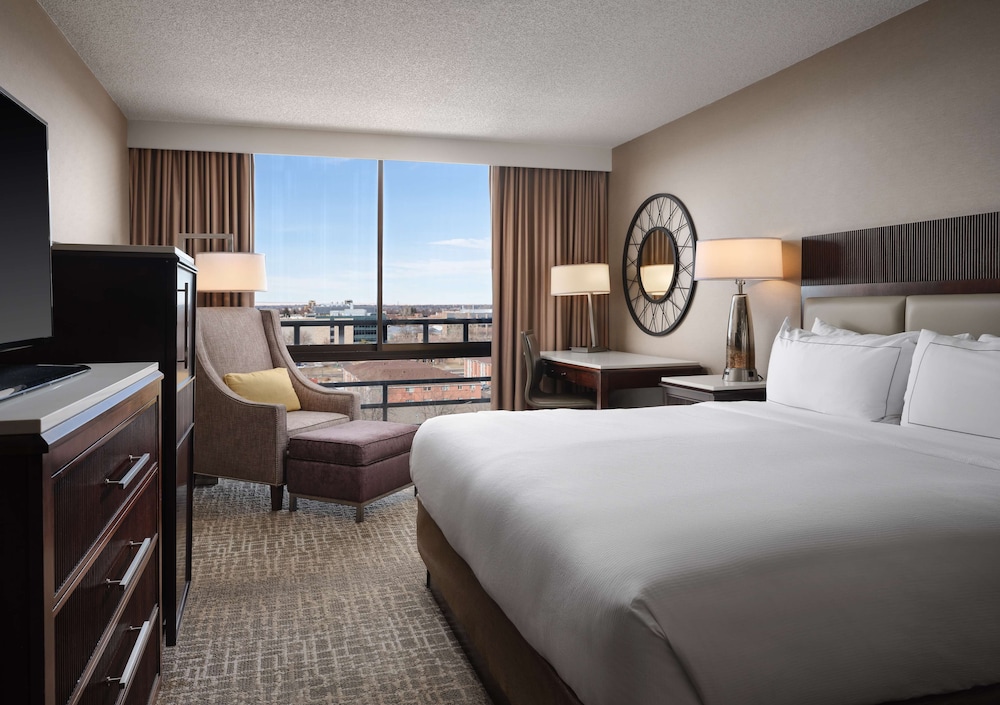 Hilton Fort Collins - photo 14