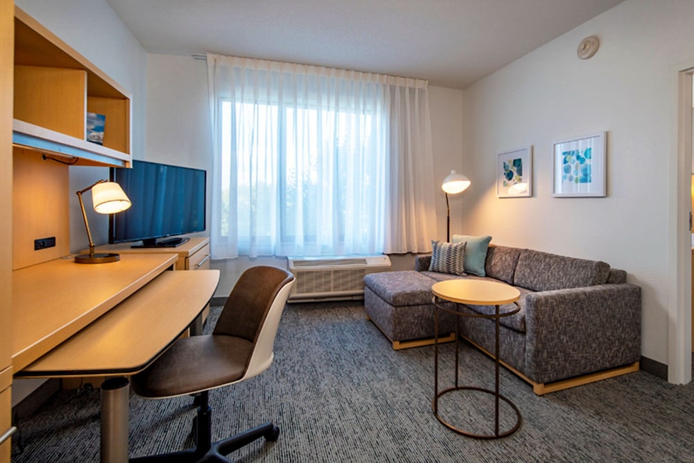 TownePlace Suites by Marriott Frederick - photo 23