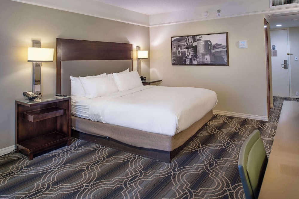 St. Louis Union Station Hotel Curio Collection by Hilton - photo 63