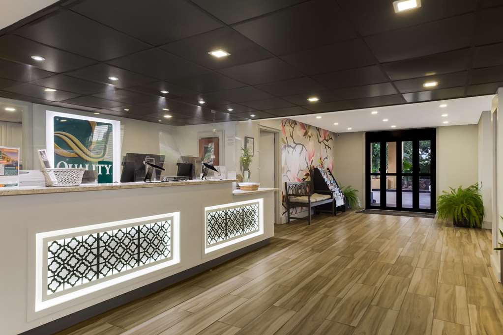 Quality Inn Coliseum - photo 4