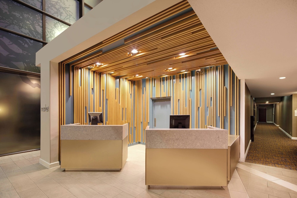 Courtyard by Marriott Austin University Area - photo 7
