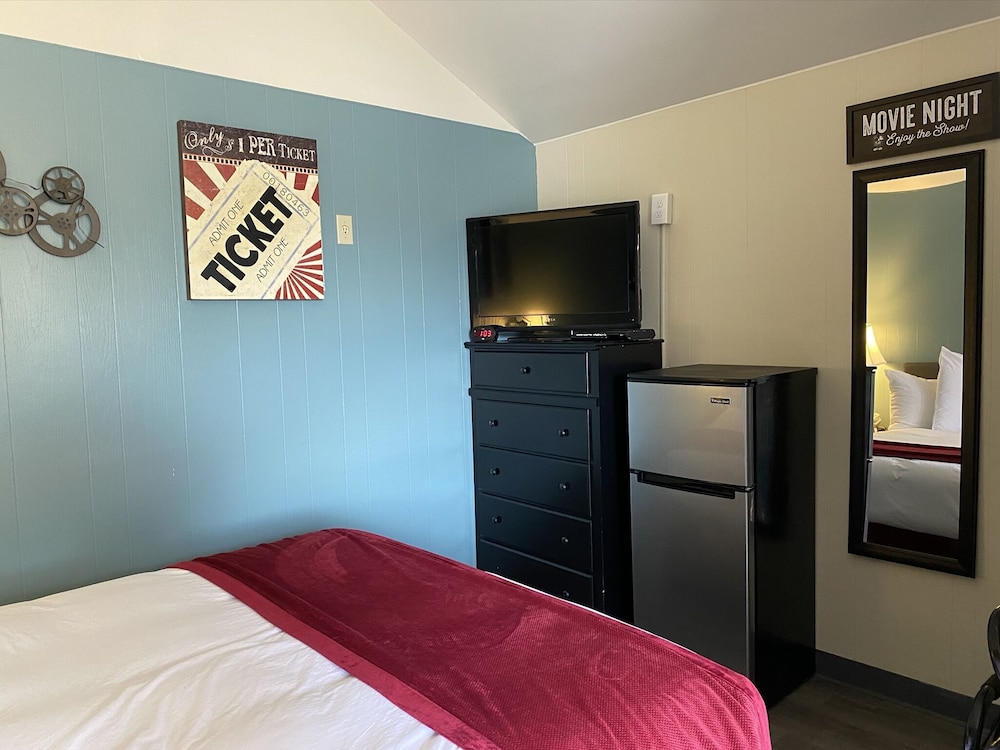 Lamplighter Cabins & Suites - photo 7