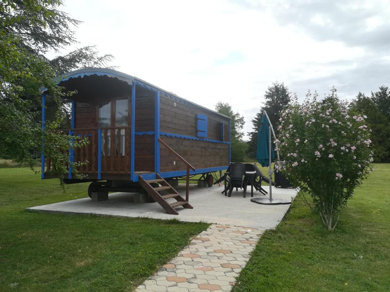 Domaine Moulin D' Elemiah — hotel in Gemozac