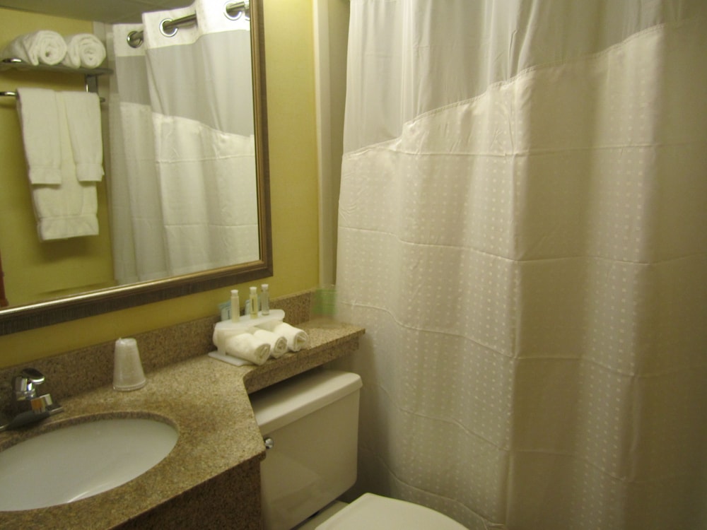 Holiday Inn Express Boston by IHG - photo 38