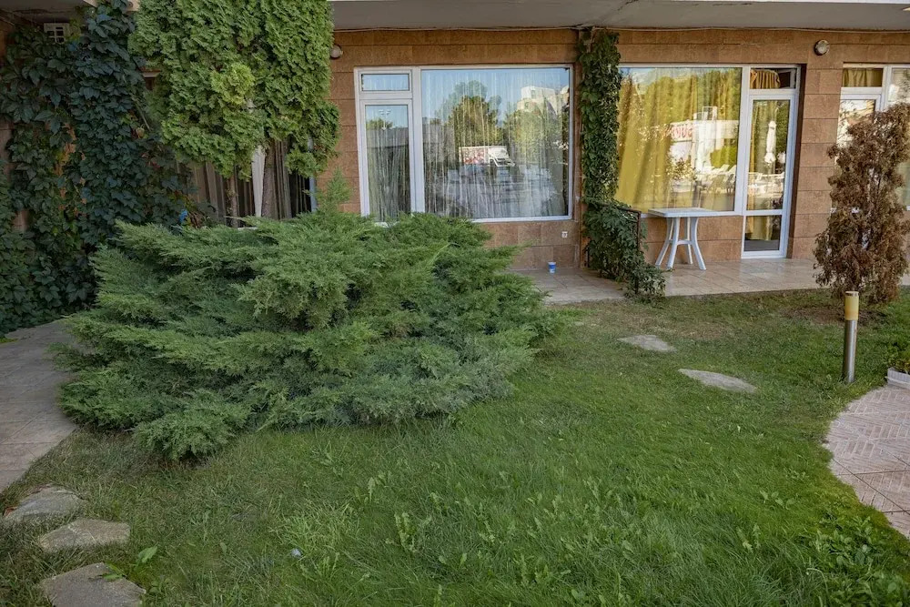 Sun Hotel & Restaurant - carbon neutral hotel in Nesebar