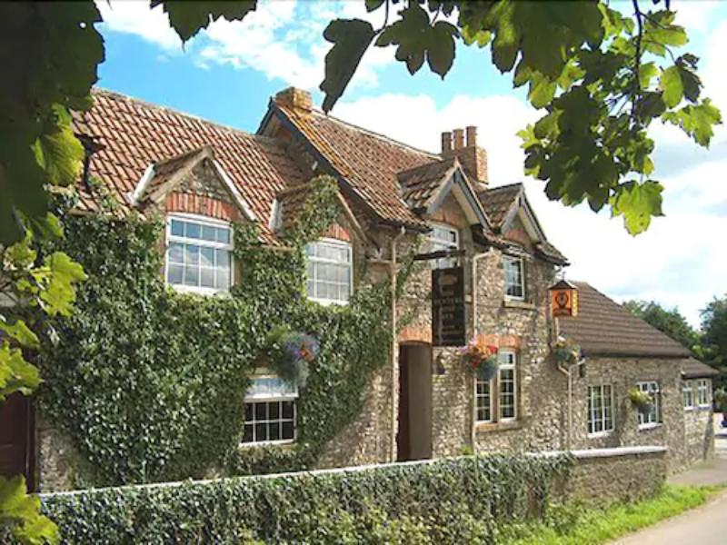 Hunters Rest Inn — 4-Star Luxury Hotel in Bristol, United Kingdom