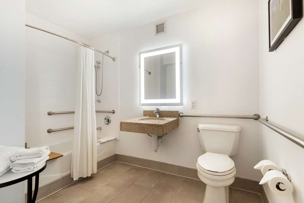 Best Western Plus Kansas City Sports Complex Hotel - photo 39