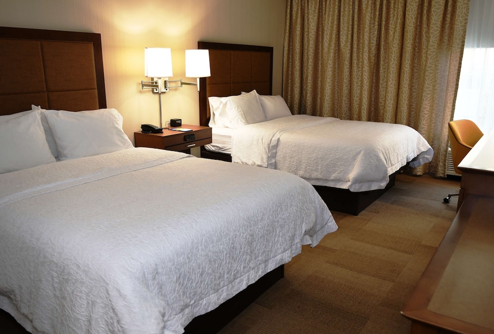 Hampton Inn & Suites Bethlehem - photo 15
