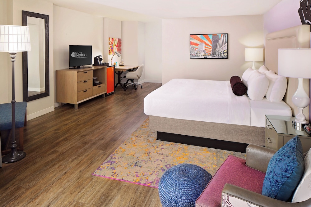 Hotel Indigo Austin Downtown University by IHG - photo 6