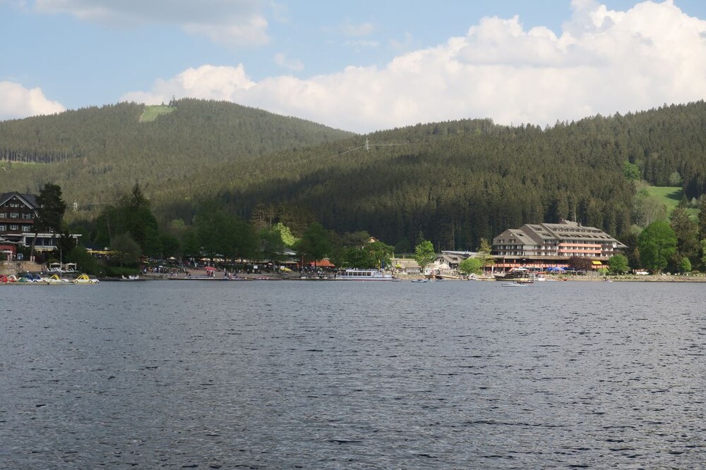 Ferienhaus Titisee Braviscasa Gmbh — Titisee Neustadt