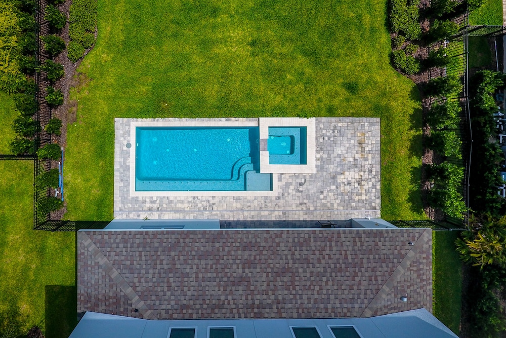 Amazing 5 Bedrooms House With Private Pool at Encore Resort - photo 68