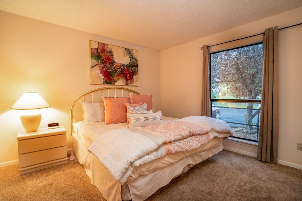 Pointe Royale Condominium Resort & Golf Course - photo 17