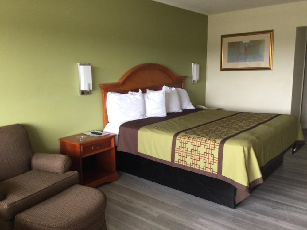 Big Spring Inn - photo 9