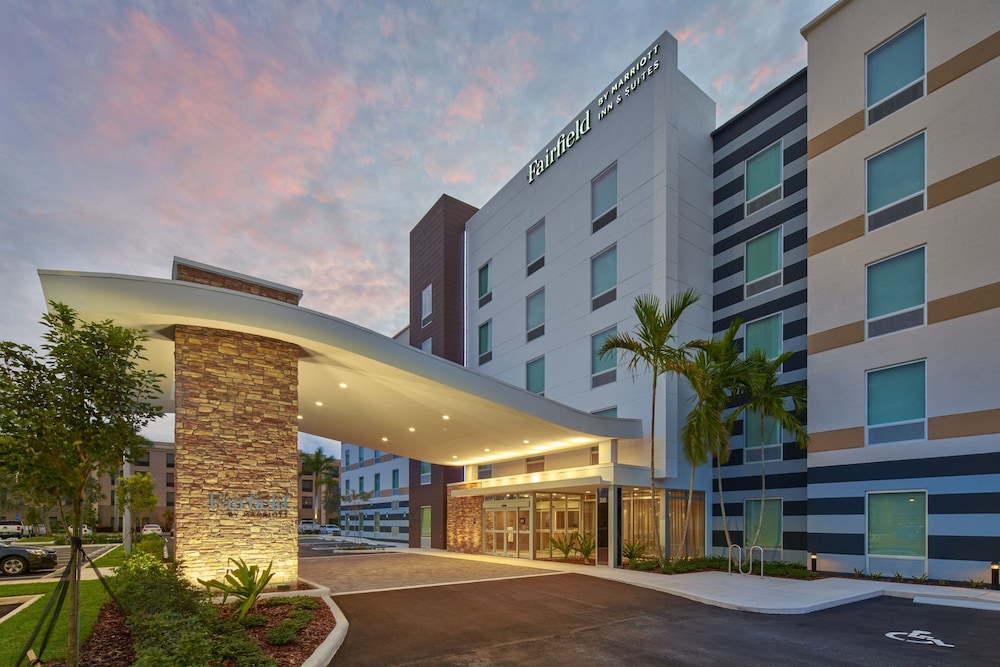 Fairfield Inn & Suites by Marriott West Palm Beach - photo 27