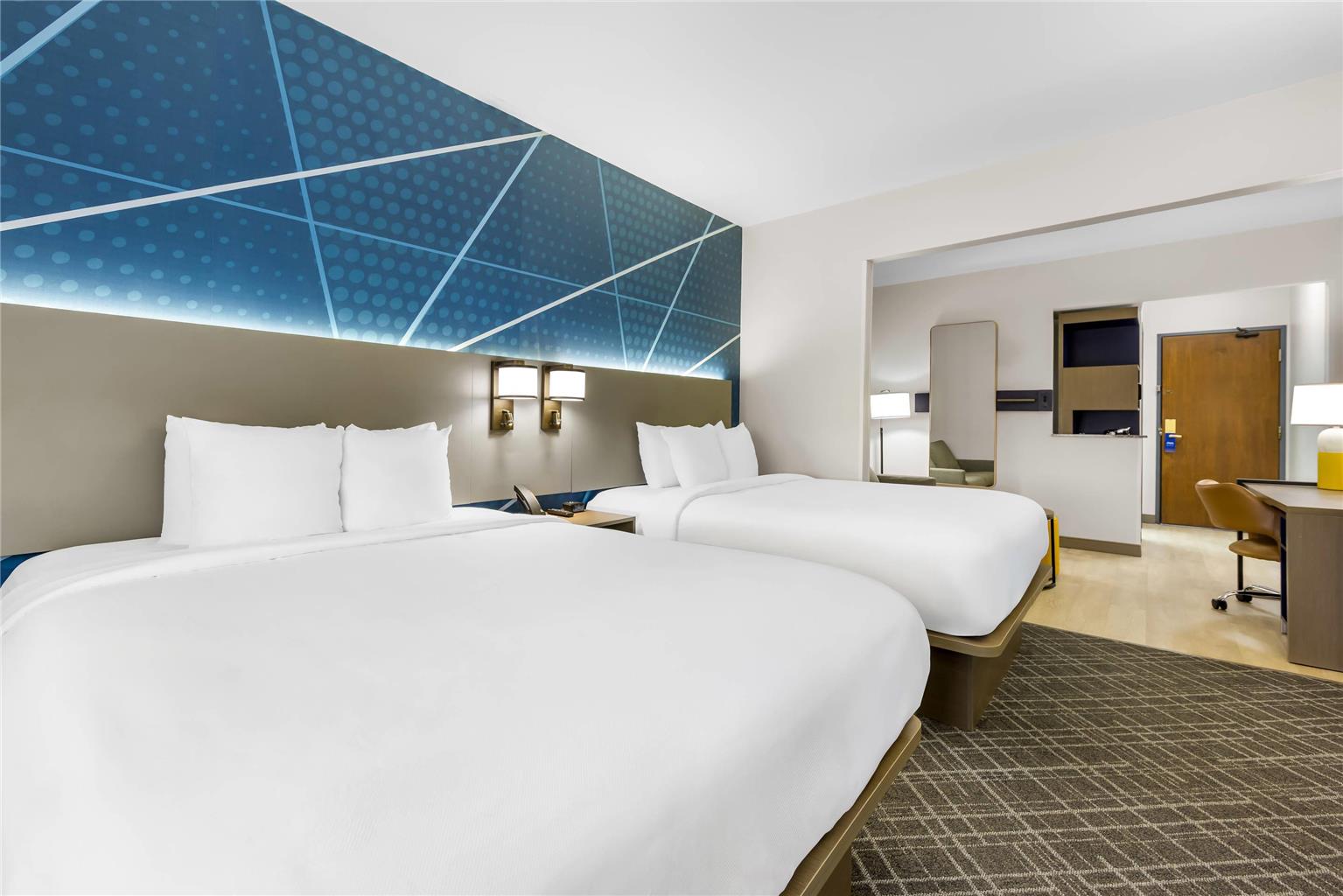 Comfort Suites London South - photo 30