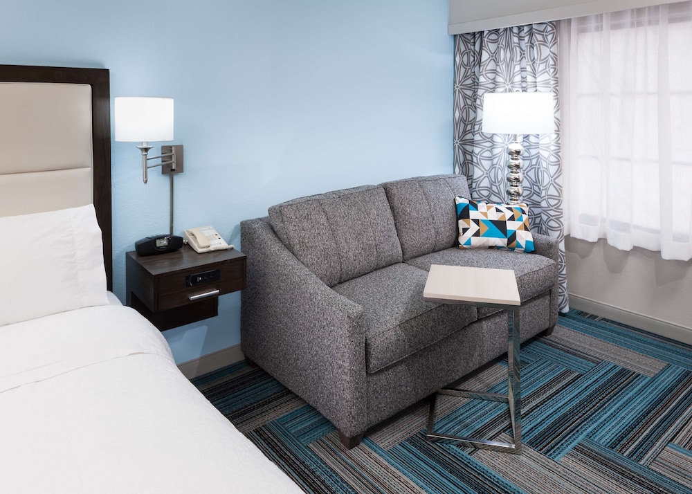 Hampton Inn San Diego Downtown - photo 7