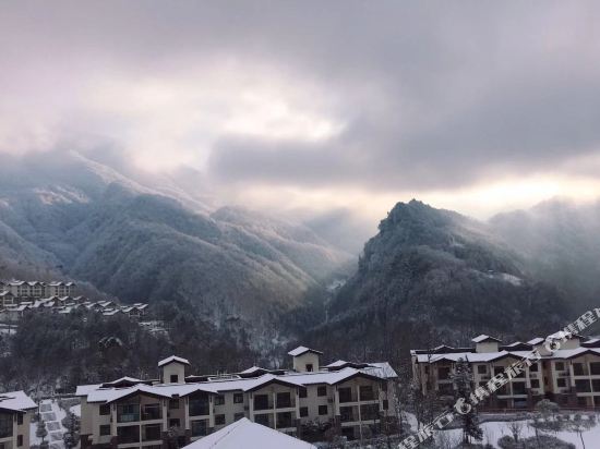 Shennongjia Nanshan Shuyuan Hotel Apartment in Songbai, People's Republic of China
