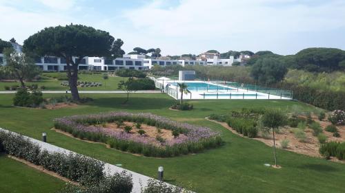 Vivienda Vistahermosa Playa — 4-Star Luxury Hotel in El Puerto De Santa Maria, Spain