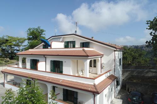 Colibrì - carbon neutral hotel in Maiera