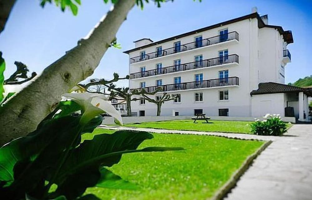 Hôtel Bonnet — hotel in Saint-Pee-Sur-Nivelle