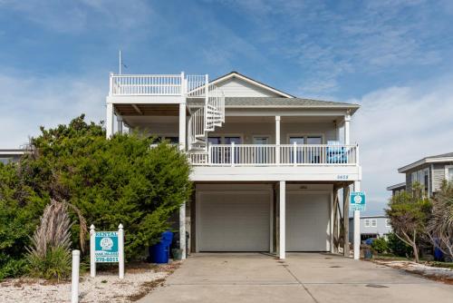 The Surf Shack by Oak Island Accommodations - photo 24