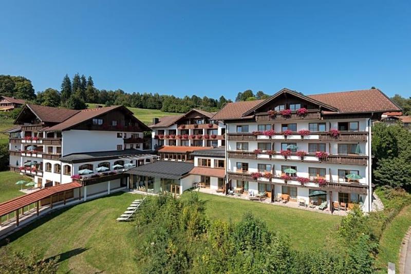 Hartungs Hoteldorf - carbon neutral hotel in Fuessen