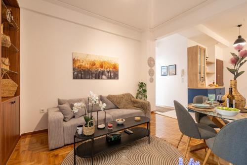 Miss H Haven — 4-Star Luxury Hotel in Athens, Greece
