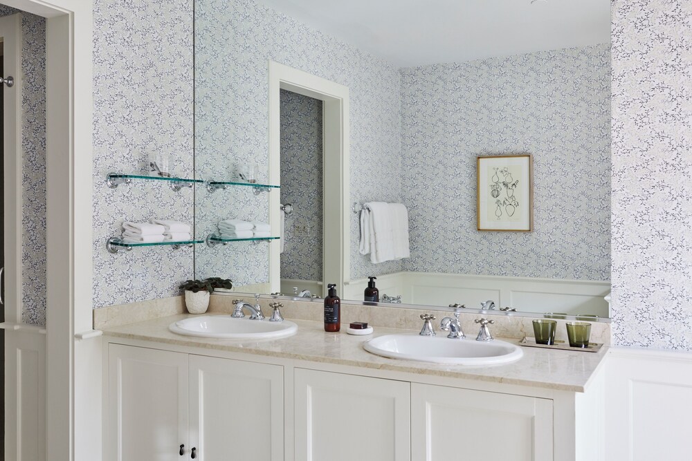 Mayflower Inn & Spa Auberge Collection - photo 37