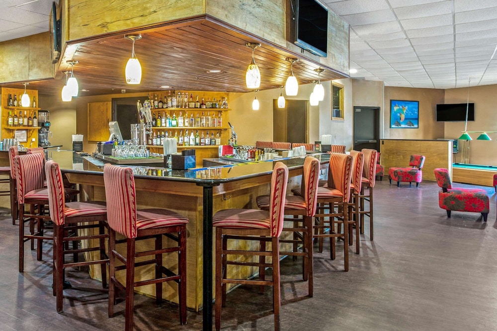 DoubleTree by Hilton Salisbury - photo 35