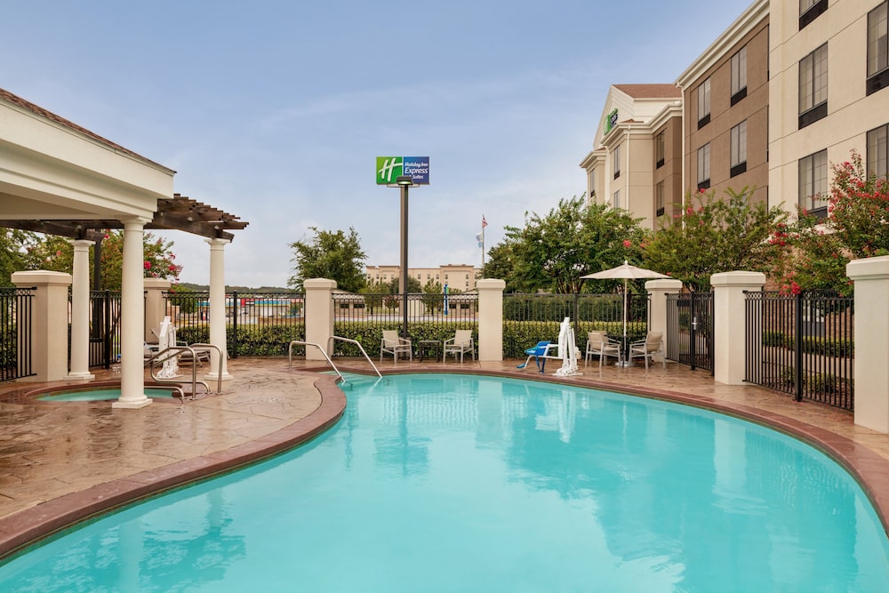 Holiday Inn Express & Suites McAlester by IHG - photo 18