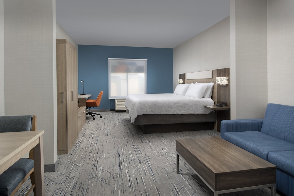 Holiday Inn Express & Suites Knoxville Clinton by IHG - photo 6