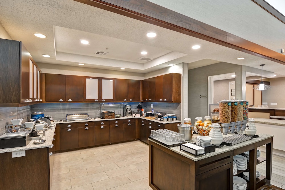 Homewood Suites Kansas City Overland Park - photo 36