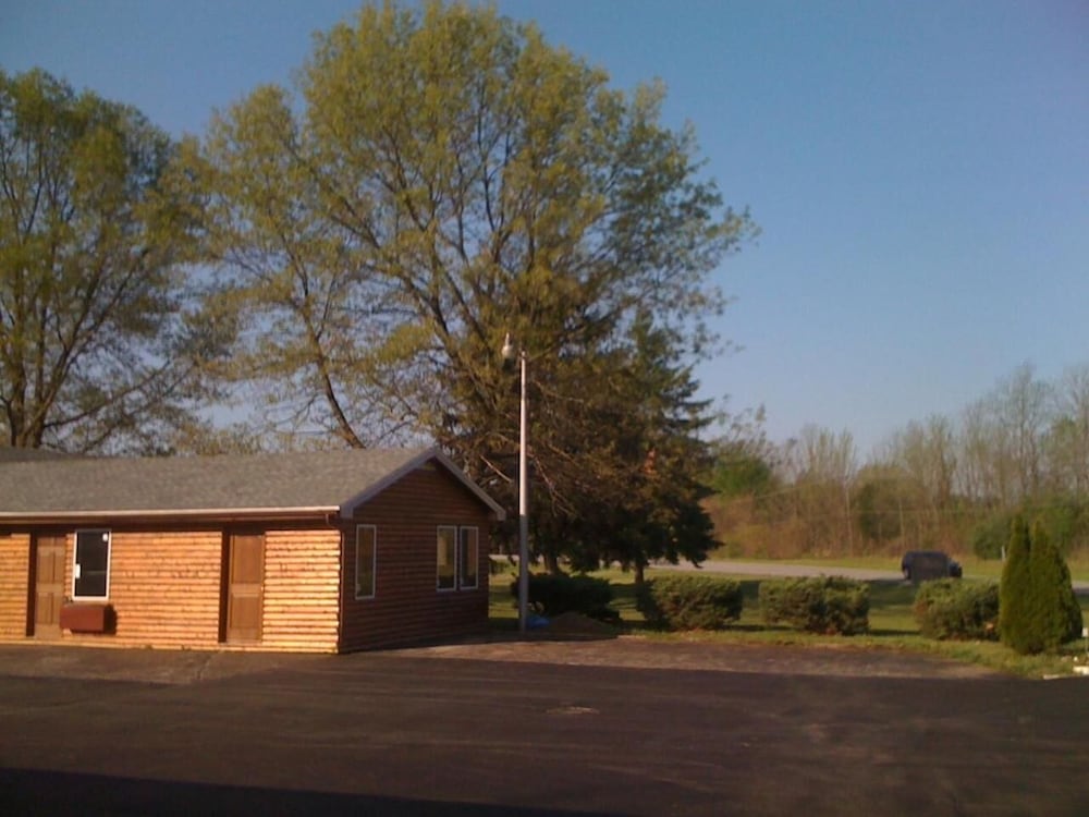 Cool Springs Inn - photo 37