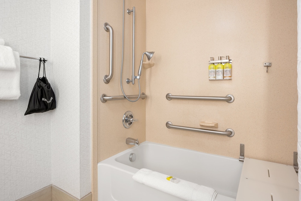 Holiday Inn Express & Suites Marysville by IHG - photo 7