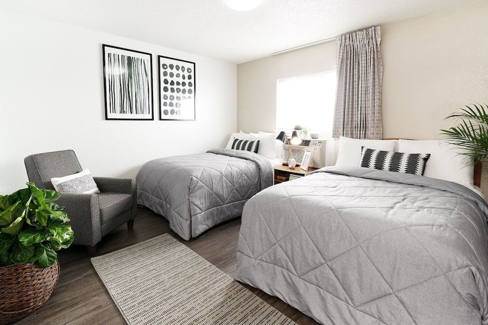 Intown Suites Extended Stay Atlanta Ga Conyers — Conyers