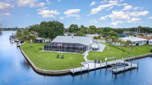 La Dolce Vita Your Waterfront Jackpot in North Fort Myers, United States