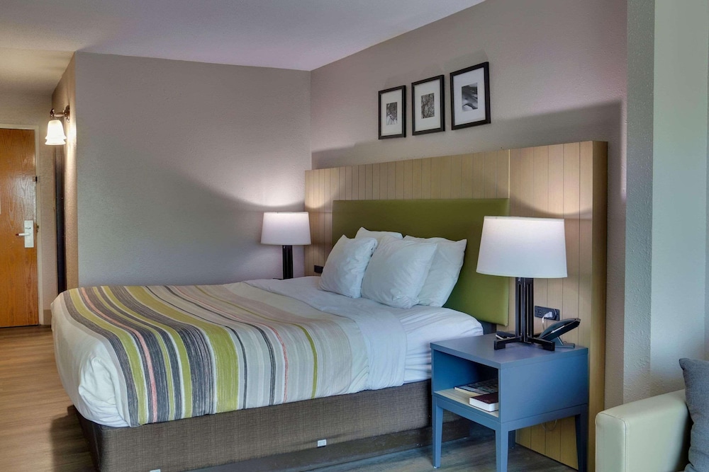 Country Inn & Suites by Radisson Savannah Gateway GA - photo 7