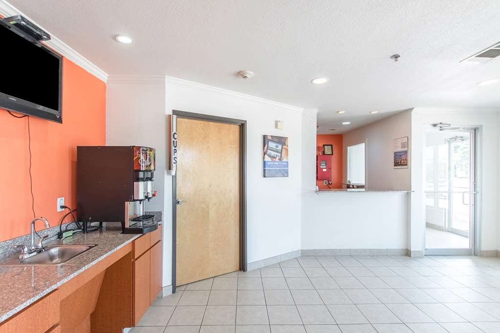 Motel6 Hutchins TX - photo 25