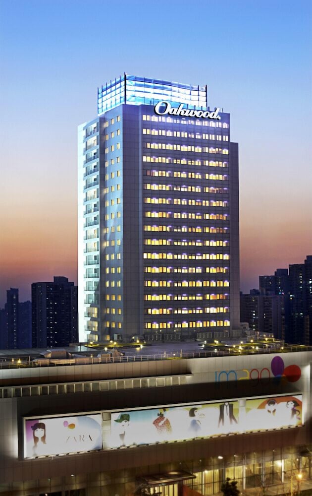 Oakwood Residence Shanghai — 5-Star Luxury Hotel in Shanghai, People's Republic of China