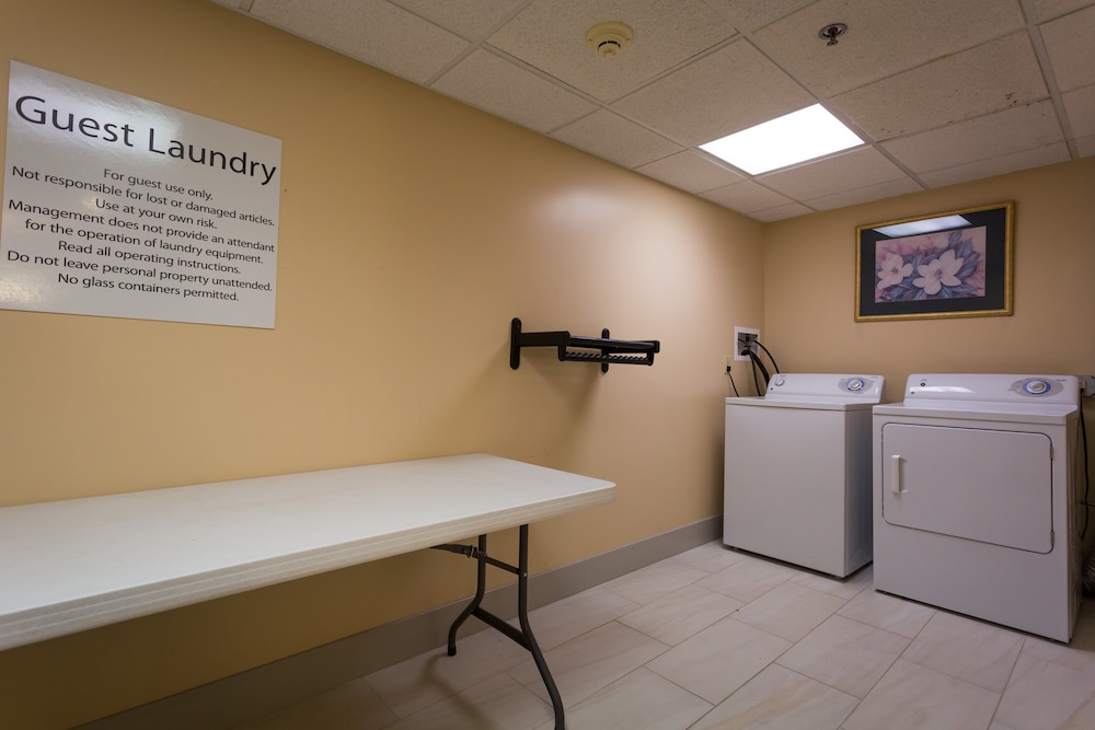 Holiday Inn Express & Suites Reading by IHG - photo 33