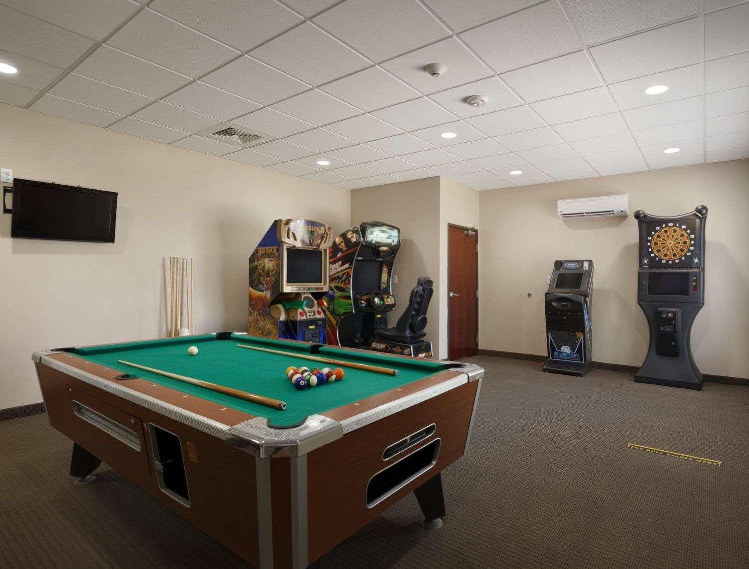 PetroStay Inn & Suites Cotulla - photo 8