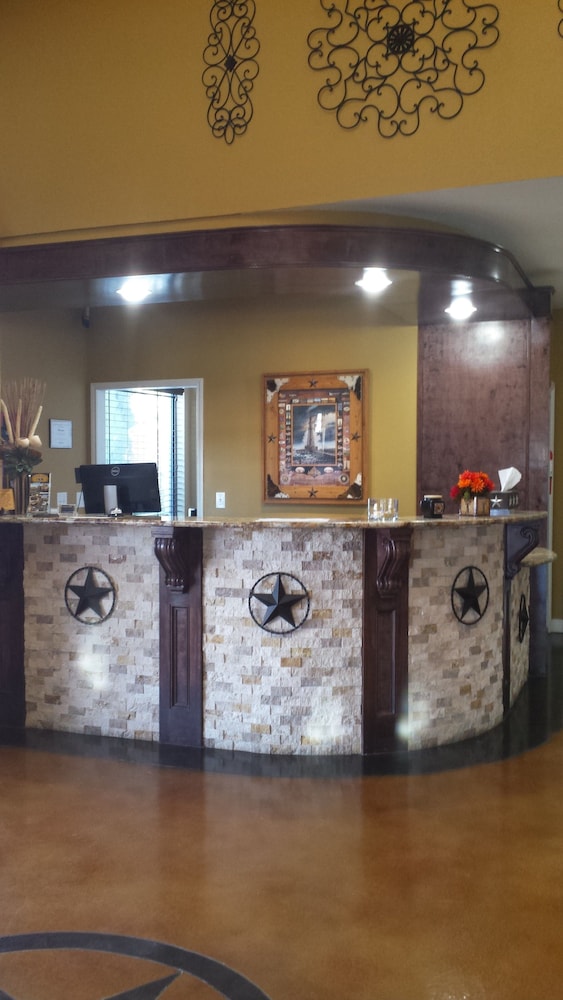 Black Gold Inn - photo 3