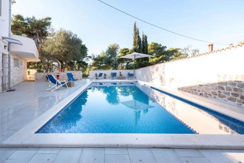 House Lili — 4-Star Luxury Hotel in Supetar, Croatia