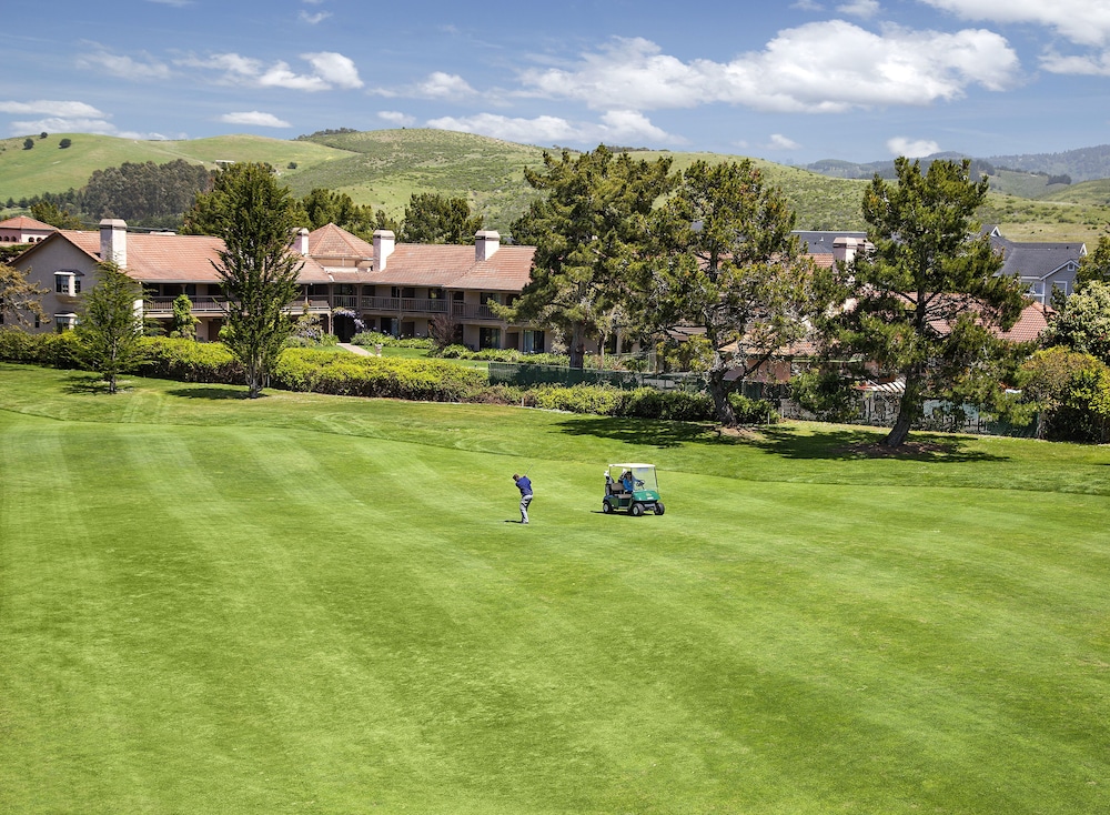 Half Moon Bay Lodge - photo 46