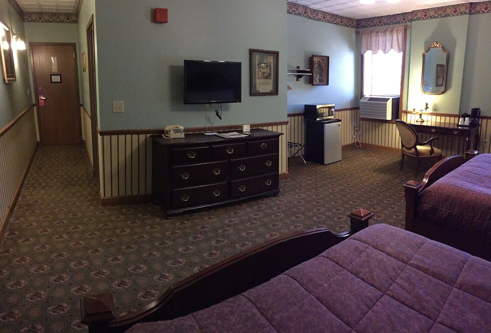 Hotel Millersburg - photo 12