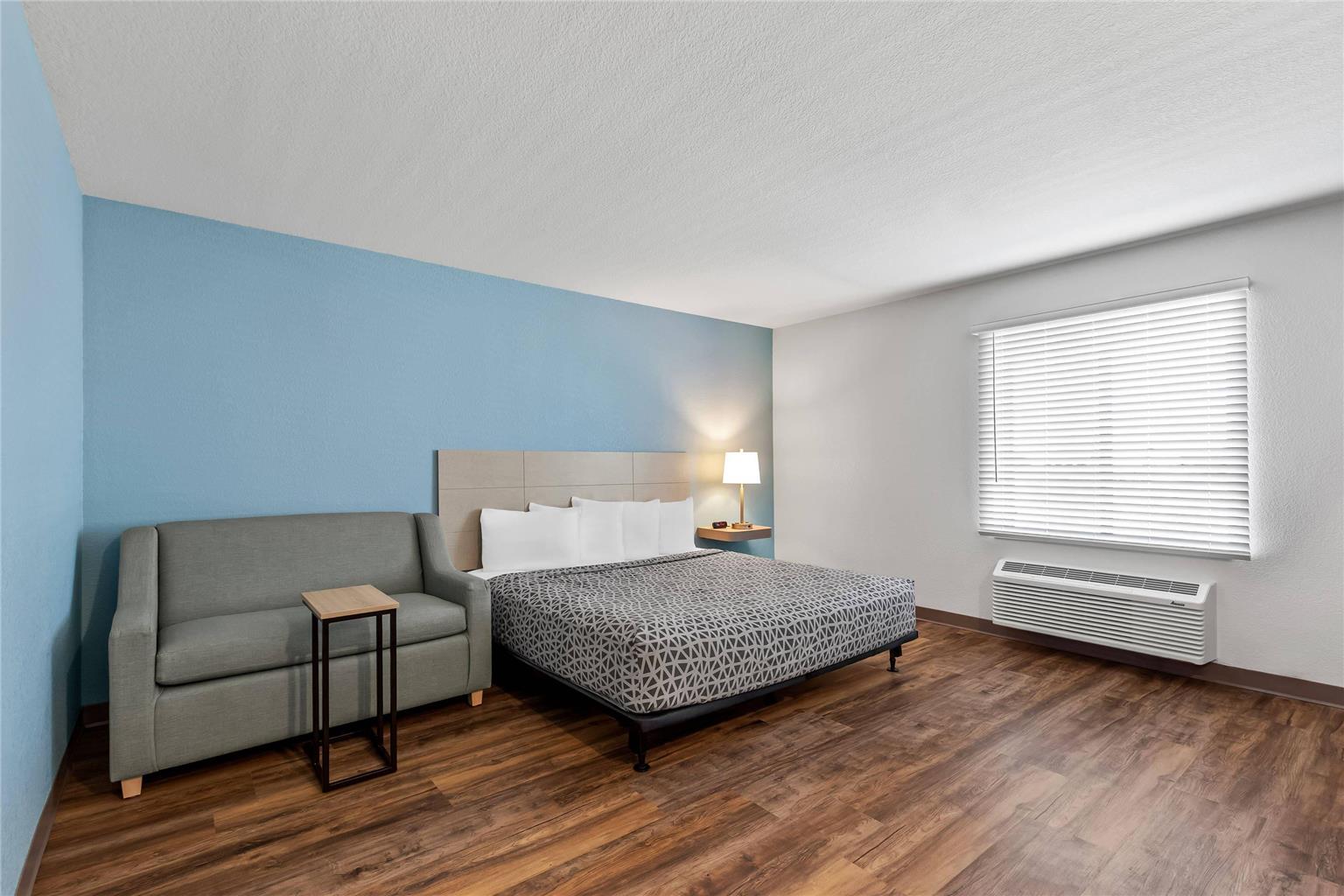 WoodSpring Suites St Peters OFallon - photo 17